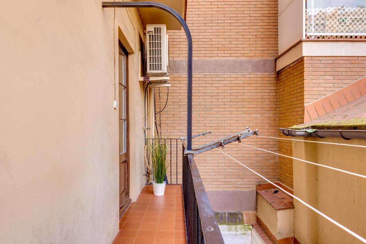Apartamento Renovated & Classic 3-bedroom Sagrada Familia Apt. *