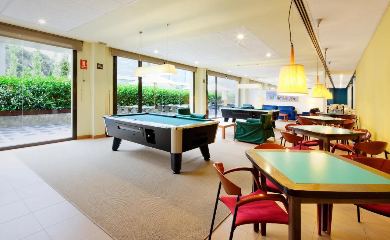 Residencia Universitaria Sarria Apartment *