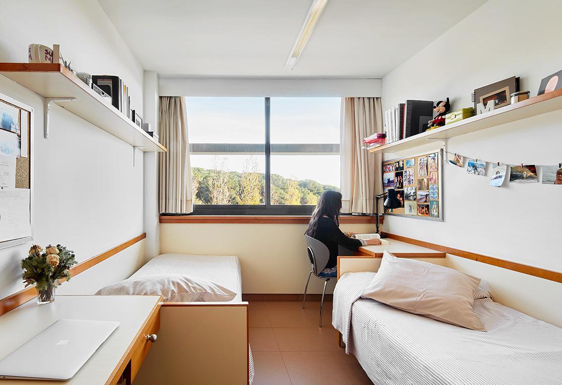 Residencia Universitaria Sarria Apartment *