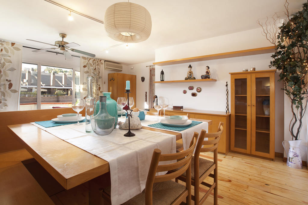 Atic Gaudi-gracia Apartment