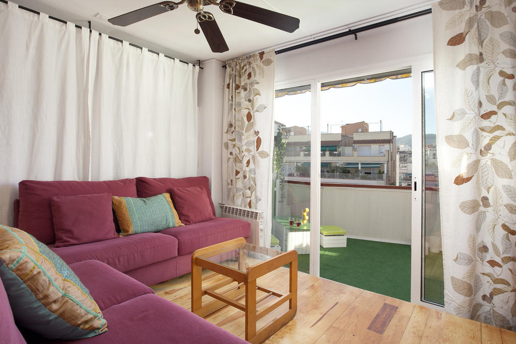Atic Gaudi-gracia Apartment *