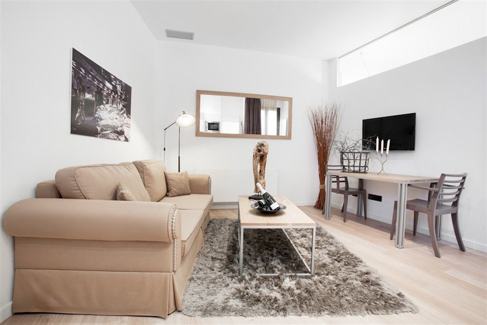 Apartment Inspired By Enjoyapartments Barcelona