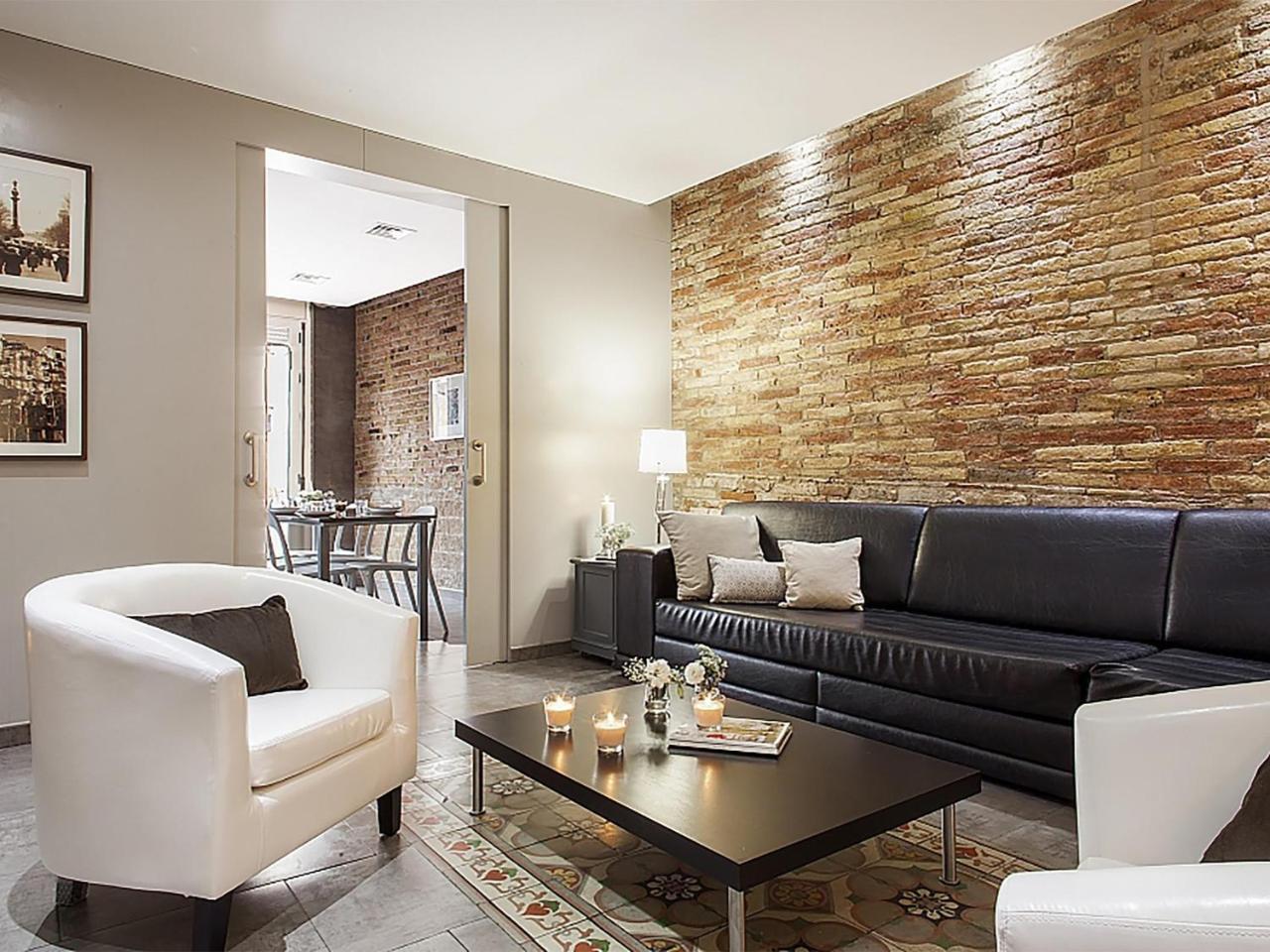 Apartment Bhm1 1036 Carrer De La Creu Coberta, 32, Principal Barcelona