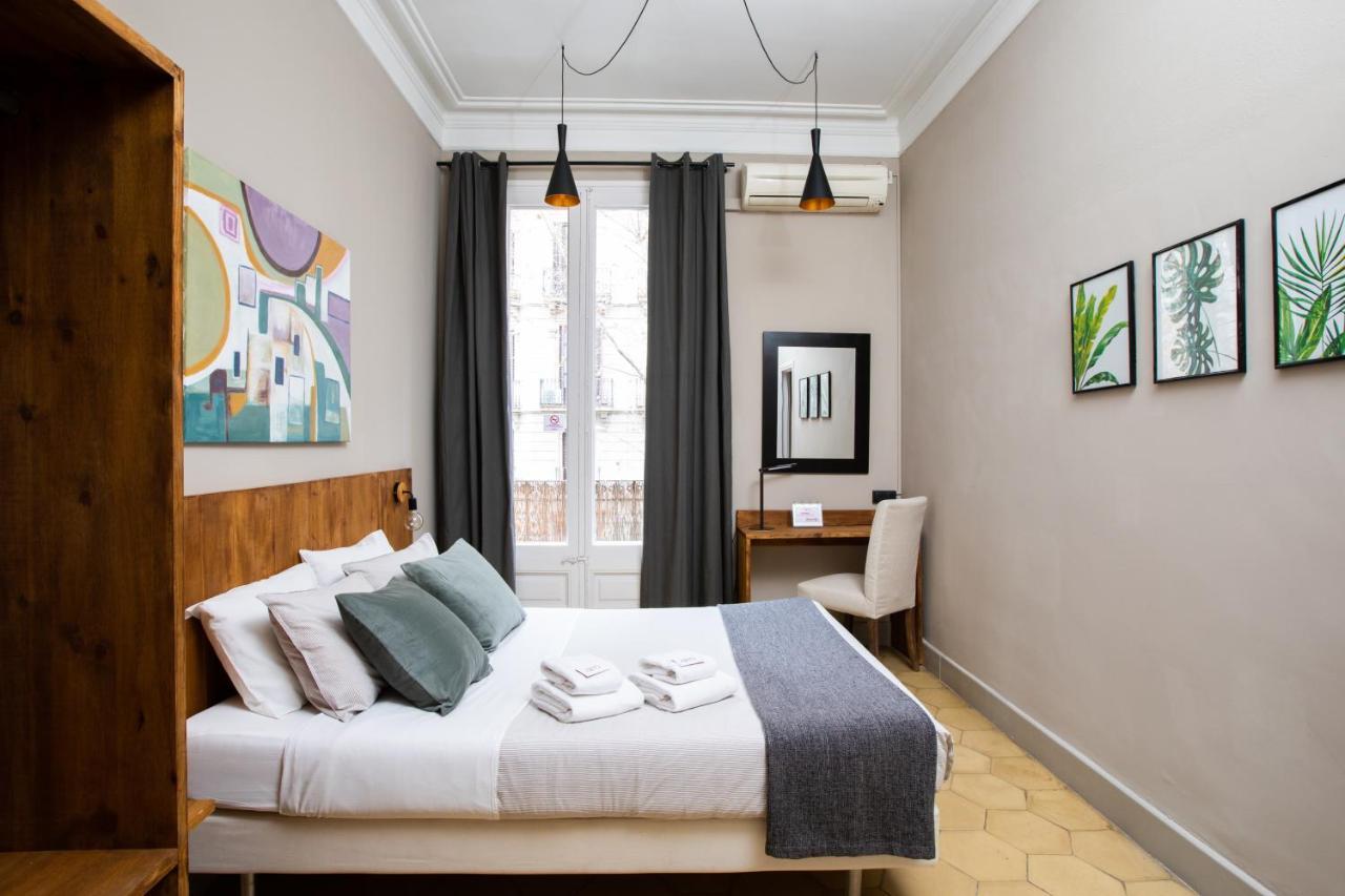 Jardinets Bed & Breakfast 2*