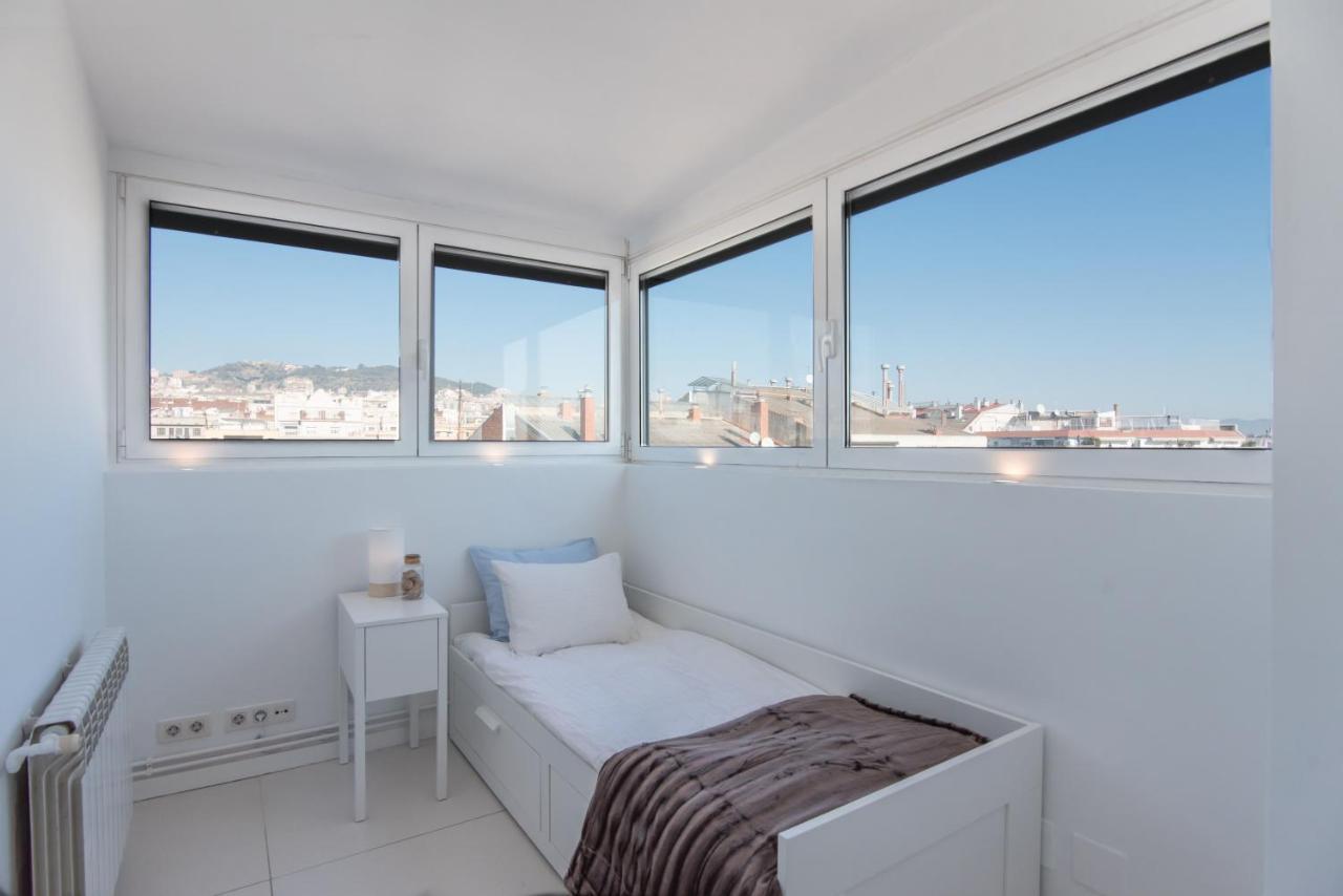 Exclusive Sagrada Familia Penthouse With Sea Views Barcelone