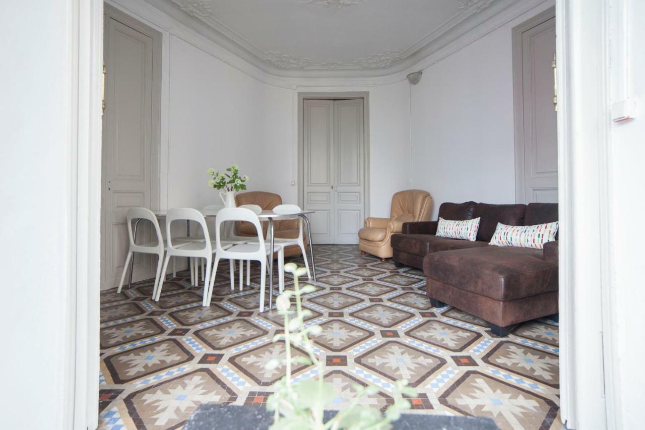 Apartment B21-apartamento Modernista Grupos *