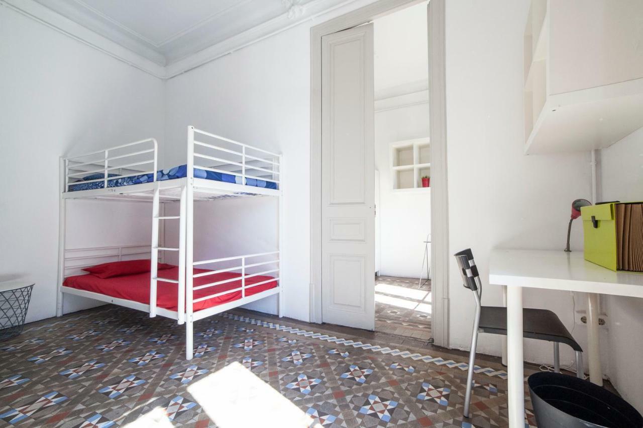 B21-apartamento Modernista Grupos Barcelona