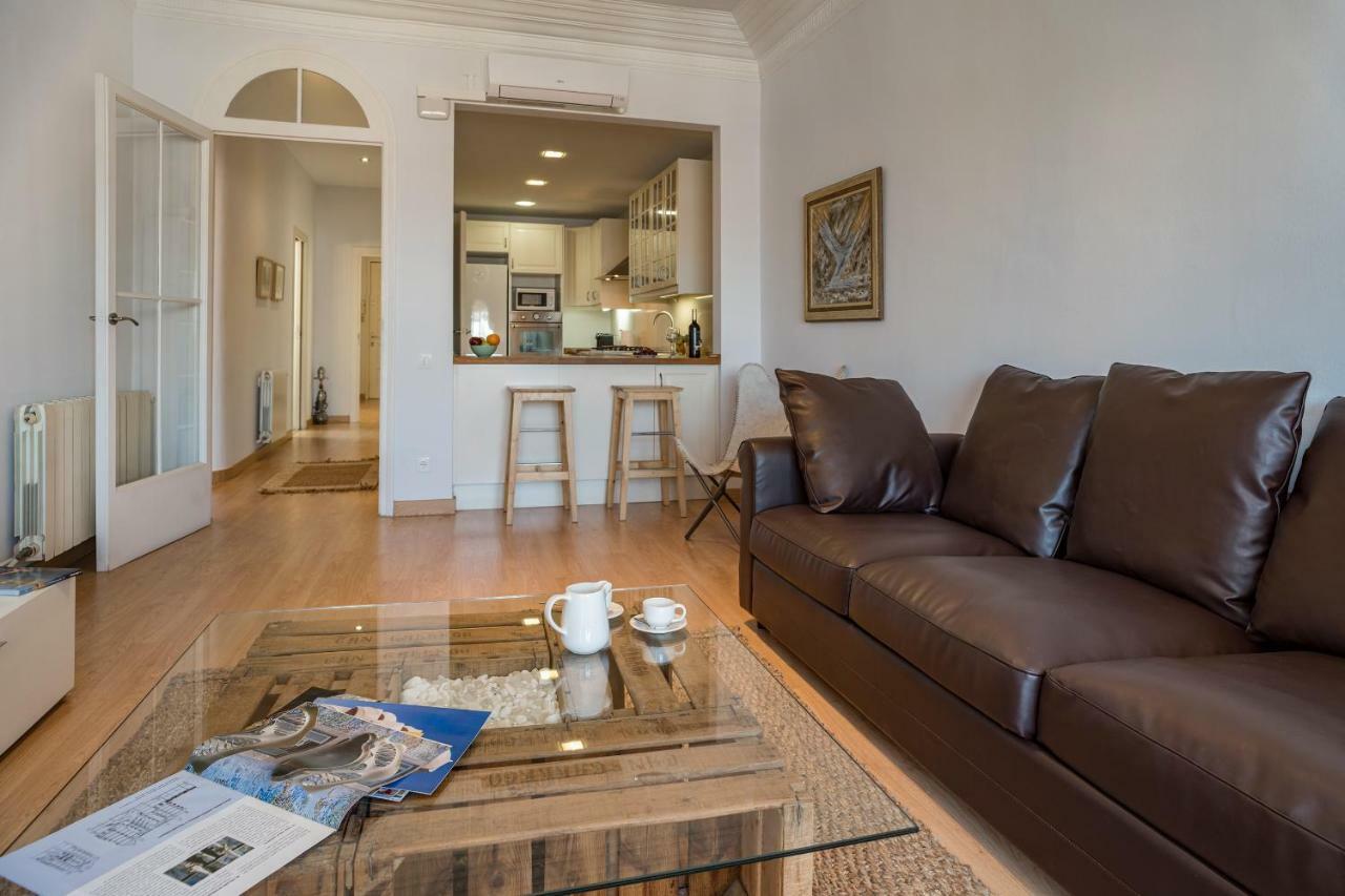 Habitat Bailen Apartment *