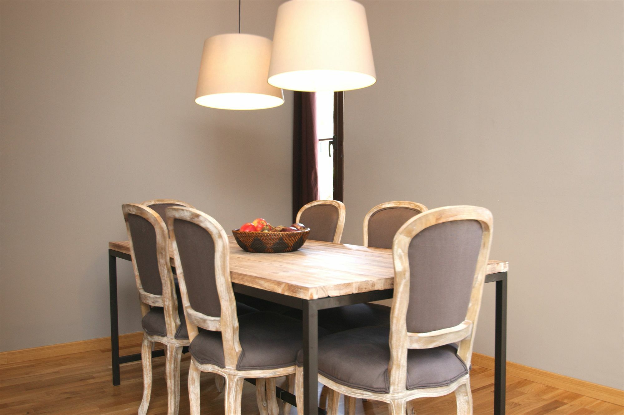 Short Group Paseo De Gracia Serviced Barcelona