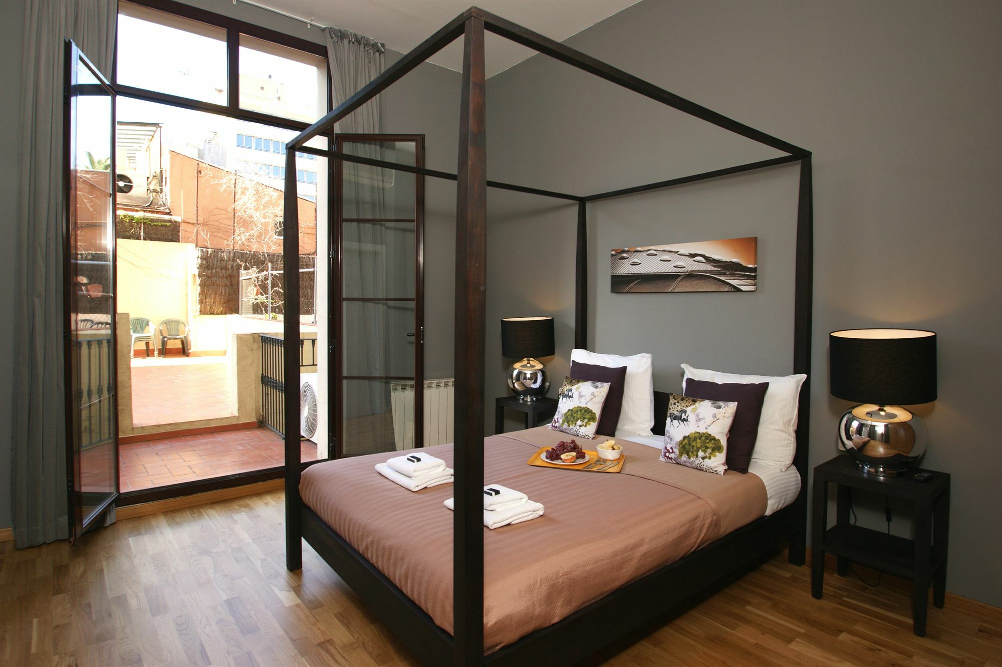 Short Group Paseo De Gracia Serviced Apartment