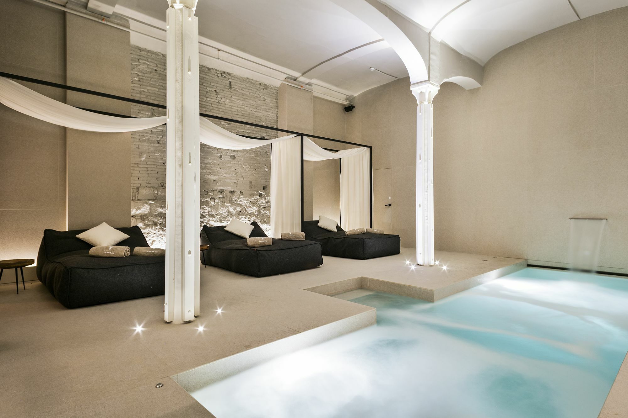 Yurbban Passage Hotel&spa 4*