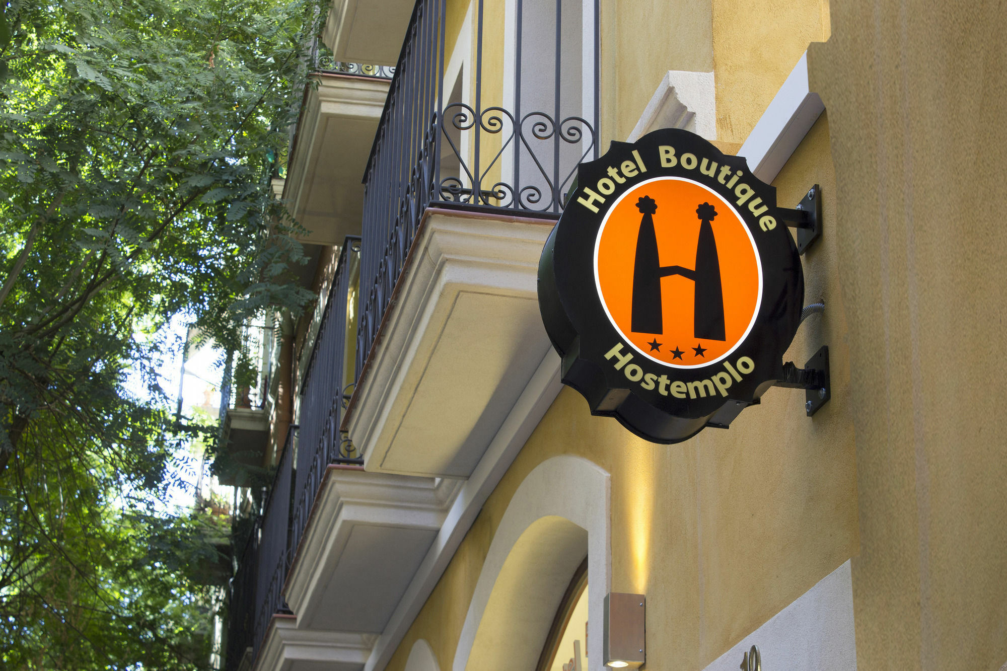Hostemplo * Barcelone