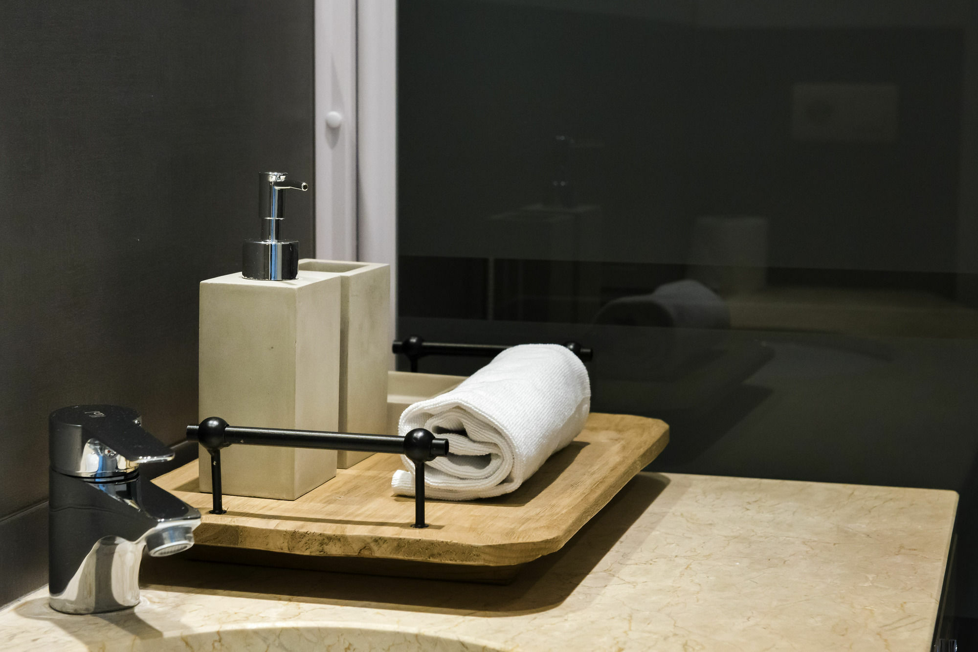 Four Petals Boutique Apartamento Barcelona