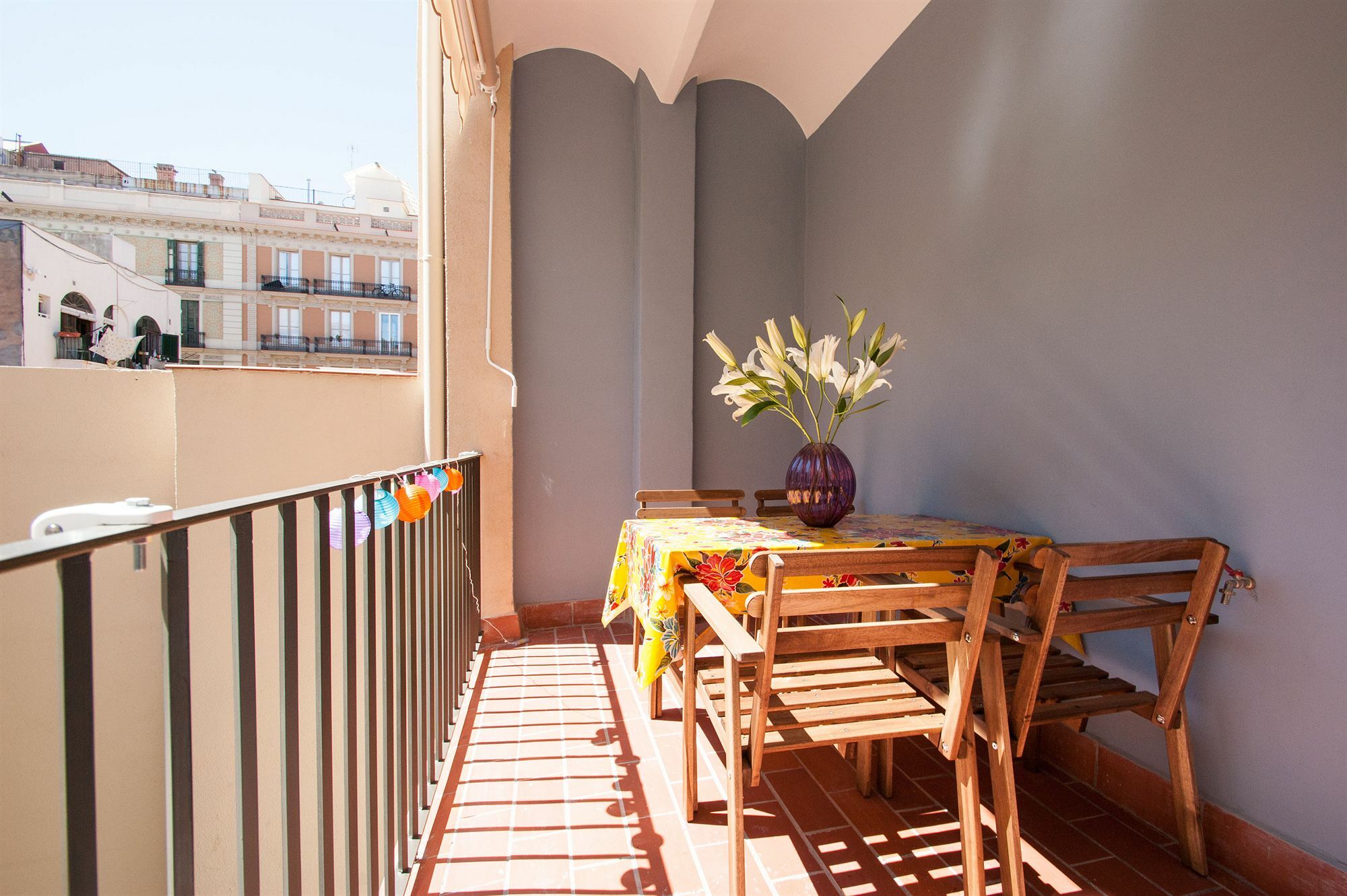 Short Group Gracia Serviced Barcelone