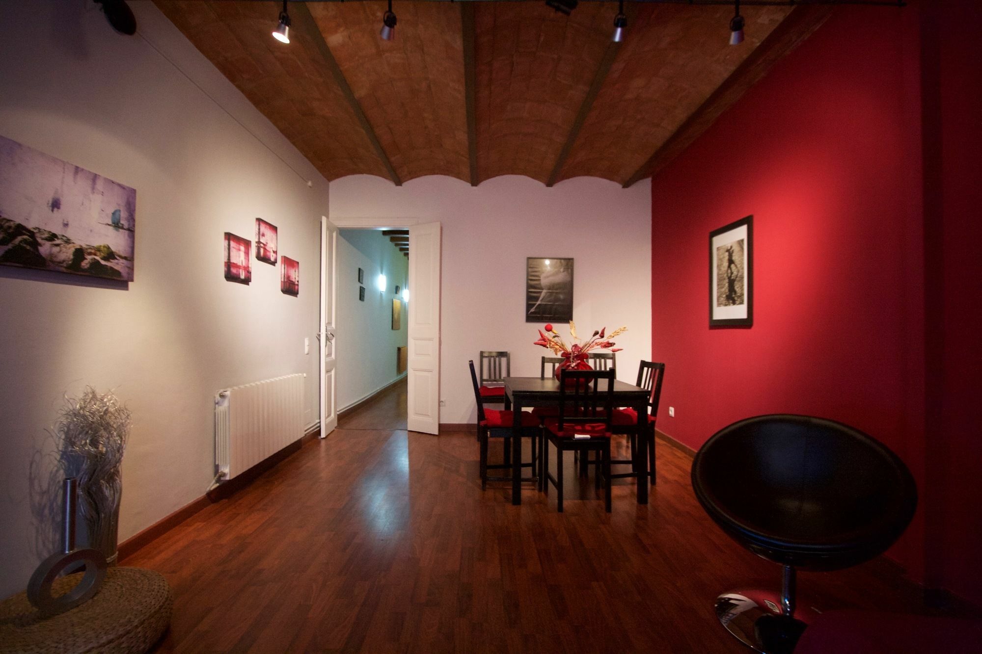 Charm Rambla Catalunya Apartment