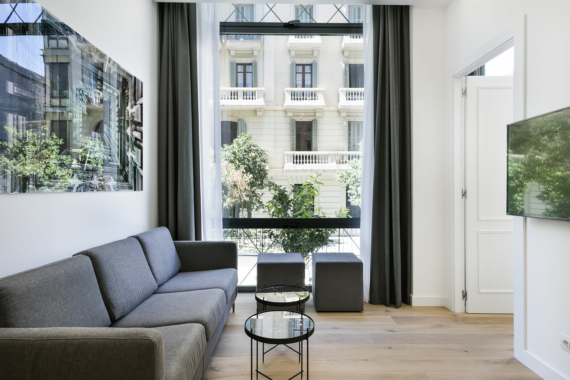 Murmuri Mercader Aparthotel