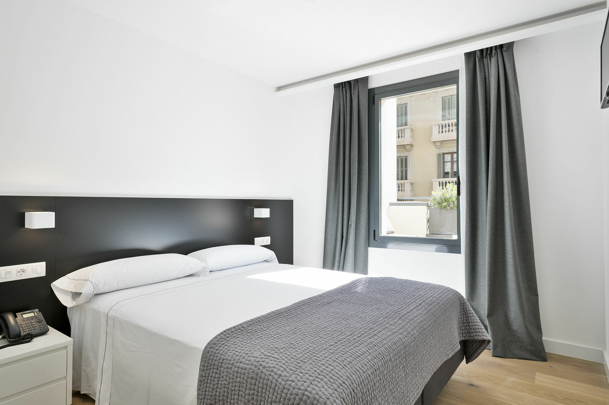 Aparthotel Murmuri Mercader Barcelona