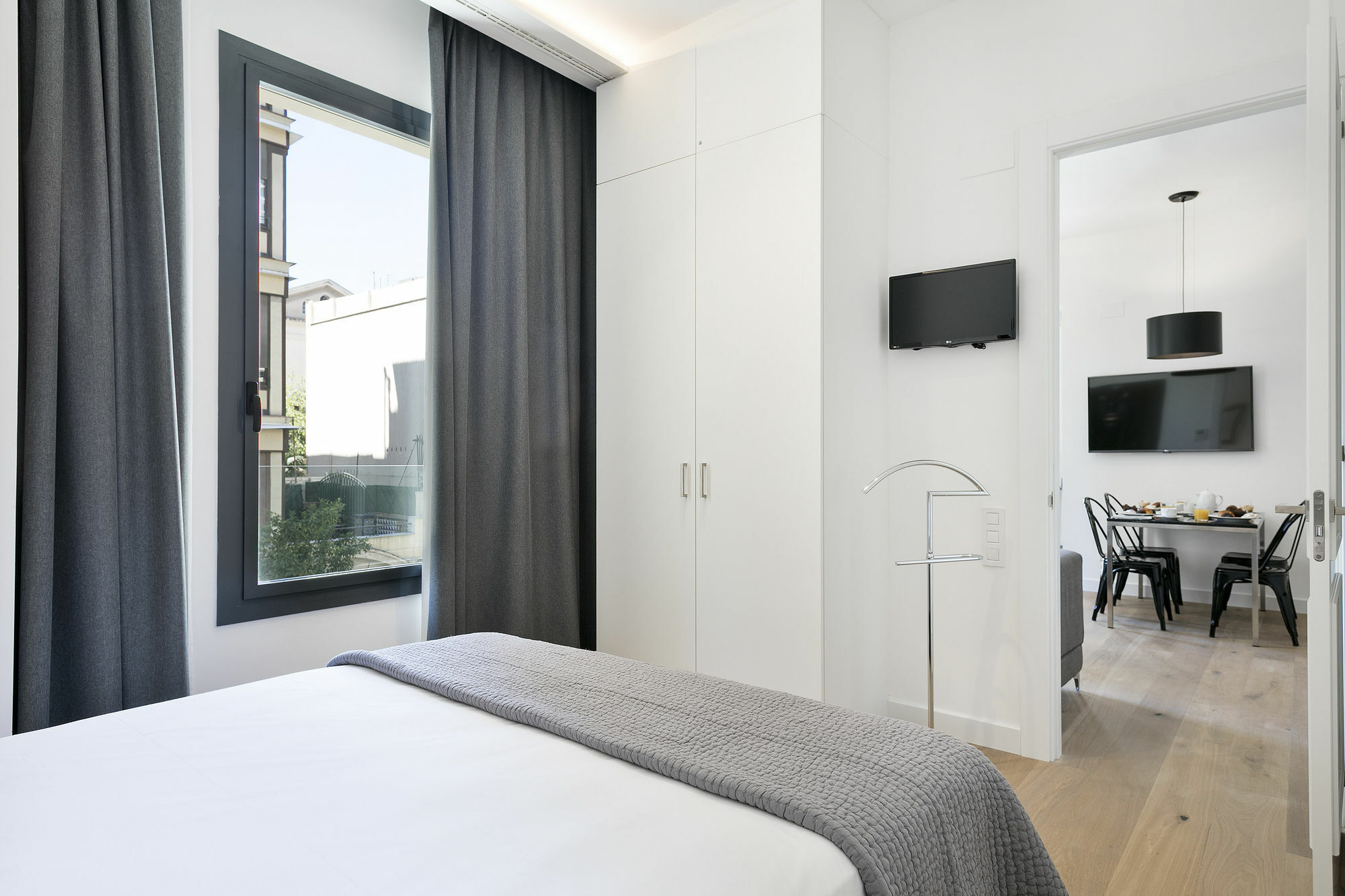Murmuri Mercader Aparthotel