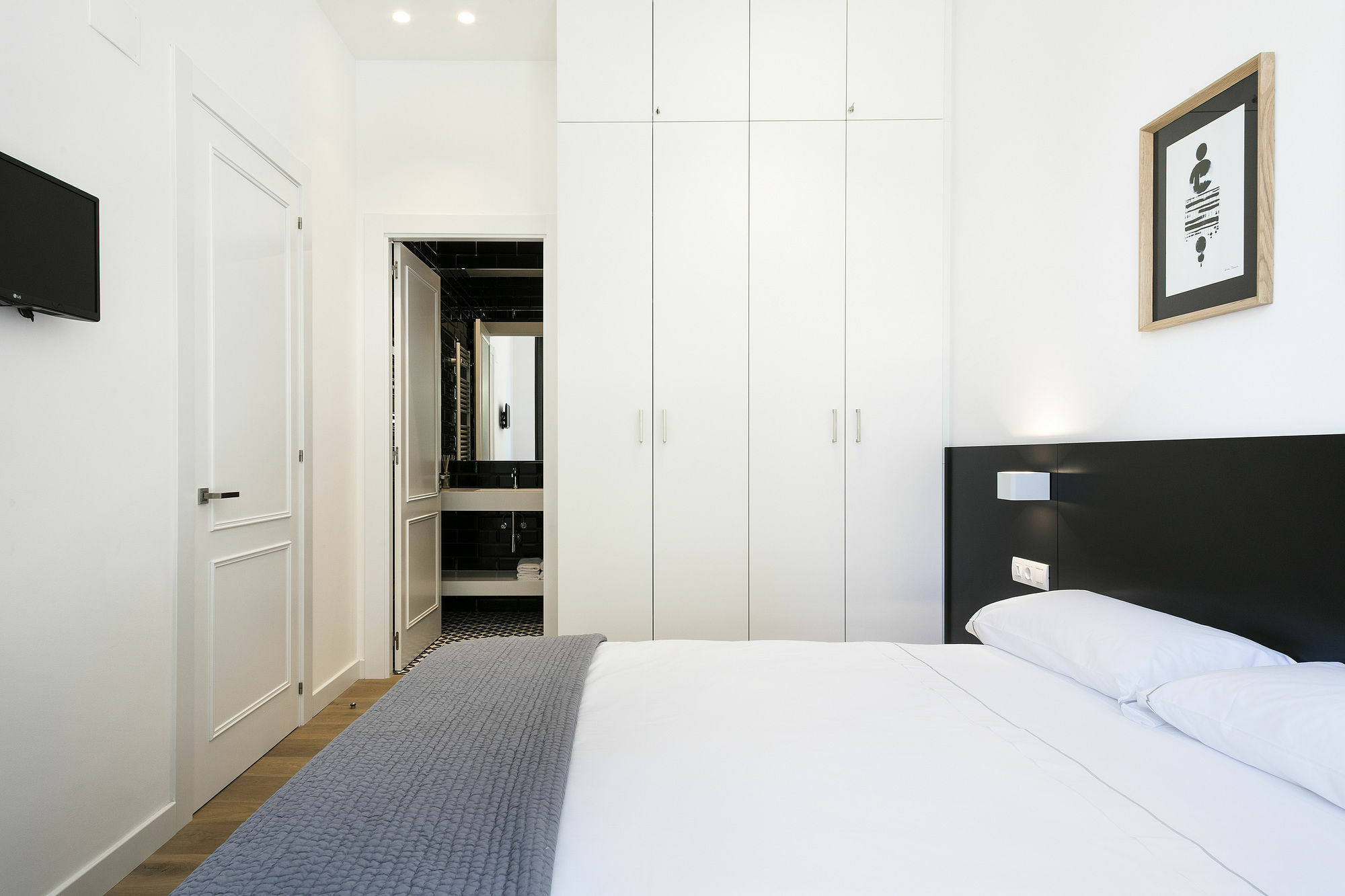 Aparthotel Murmuri Mercader 4*