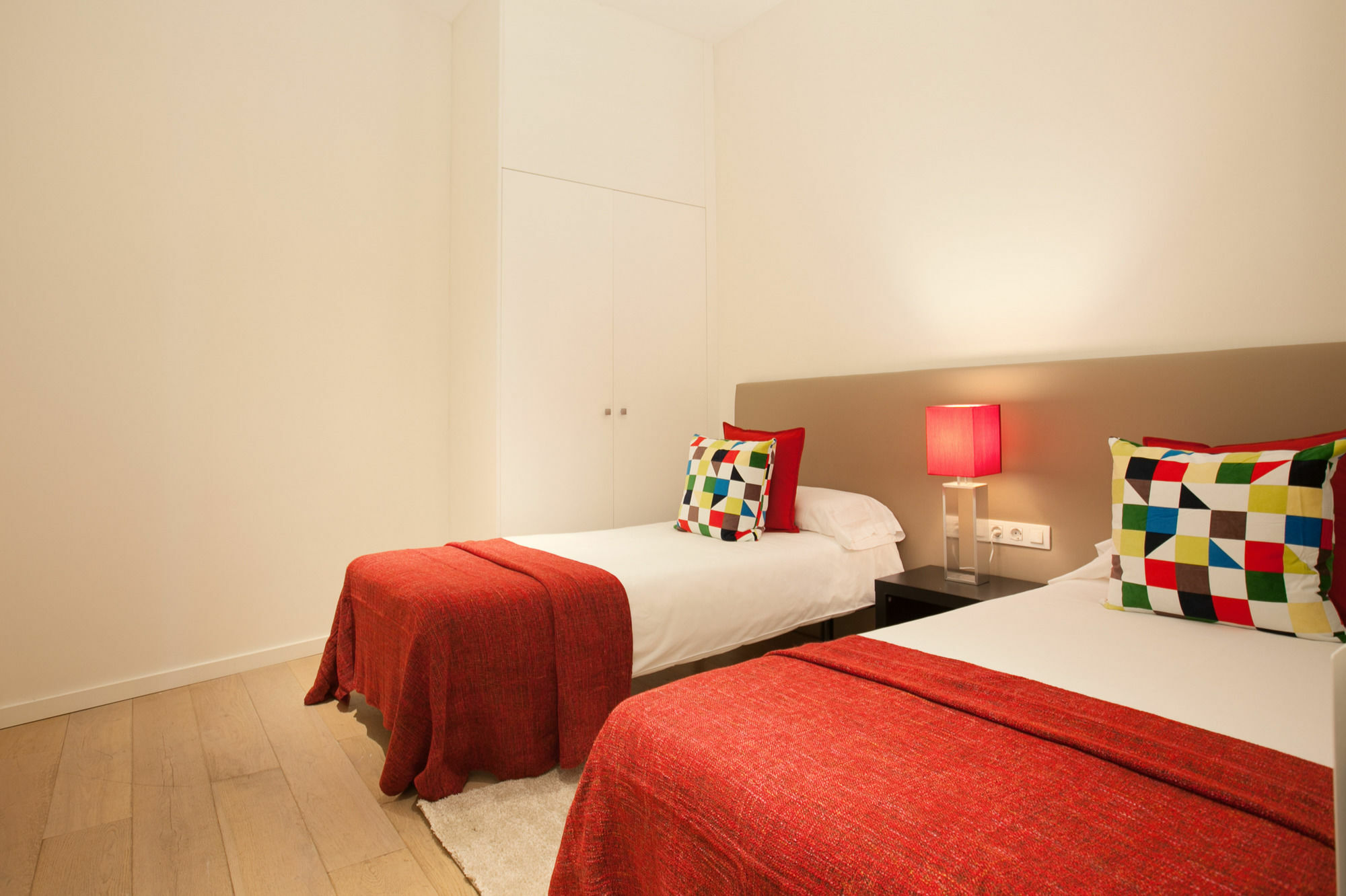 Rent Aparments Diagonal-aribau Appartement