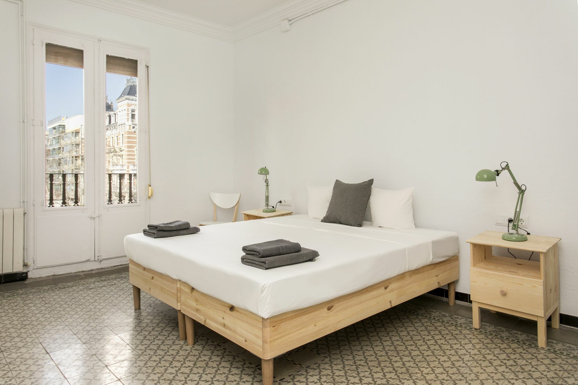 Large And Catalonia Square Appartement Barcelone