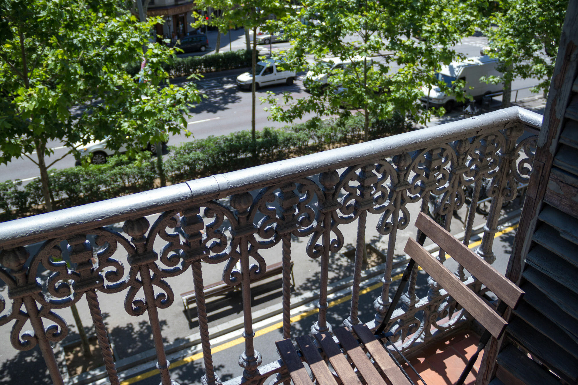 Hostalin Gran Via Guest house 3*