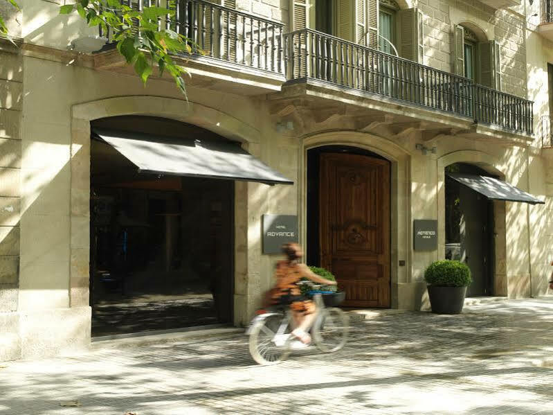 Casa Elliot By Bondia Group 4*