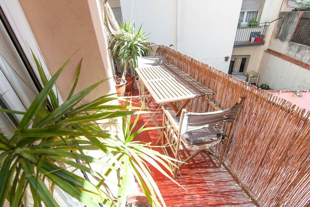 Three Bedroom In Sants Apartment