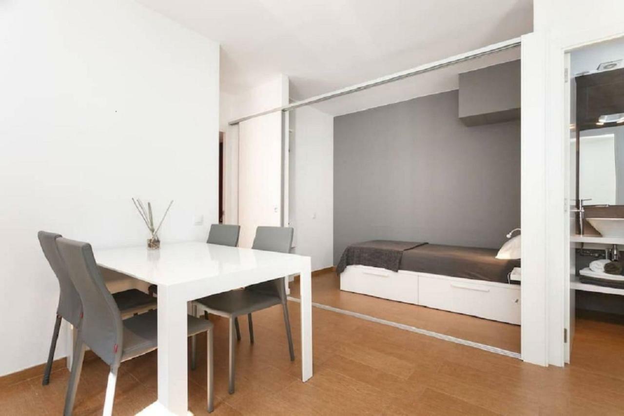 Apartment Homenfun Sants Station Barcelona