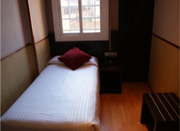 Gasthof Yomo Bcn Port 2*