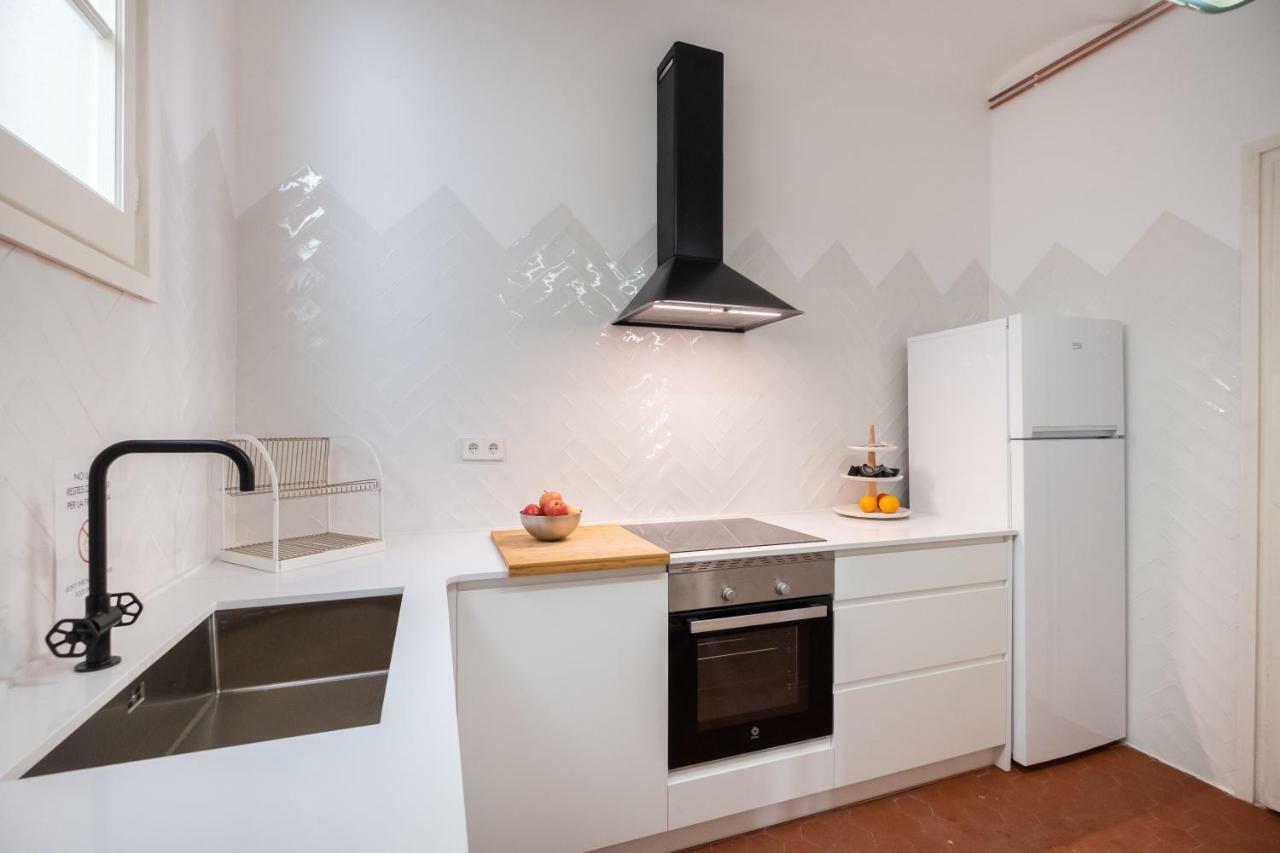 Appartement B32-sunny And Modernist For Groups In Center Barcelona