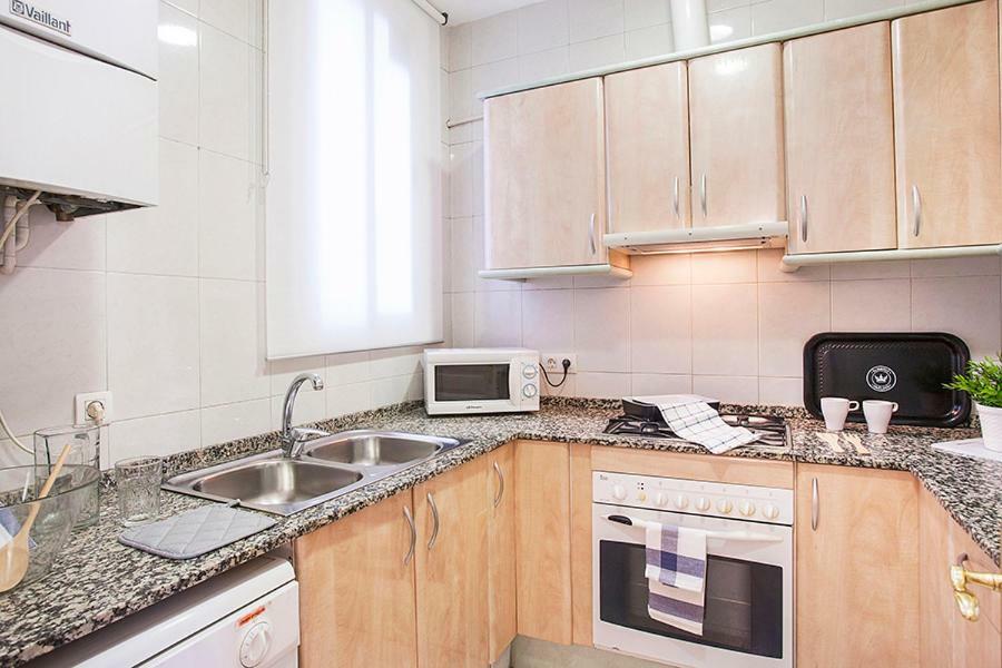 Grande And Authentic In Eixample With Central Ac, Mosaic * Barcelona