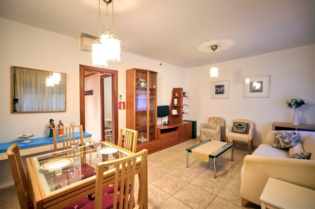 Apartment Torrassa Fira
