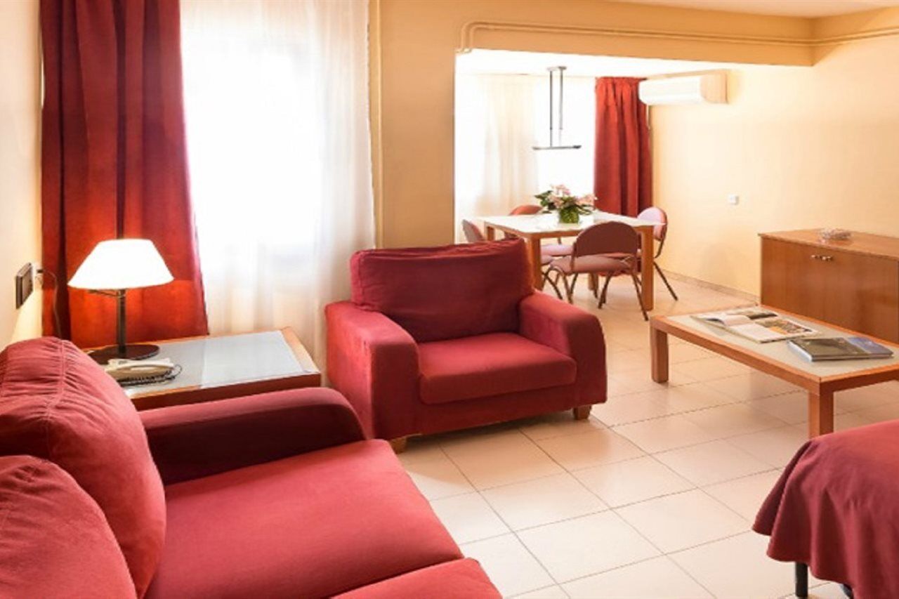 Bertran Aparthotel