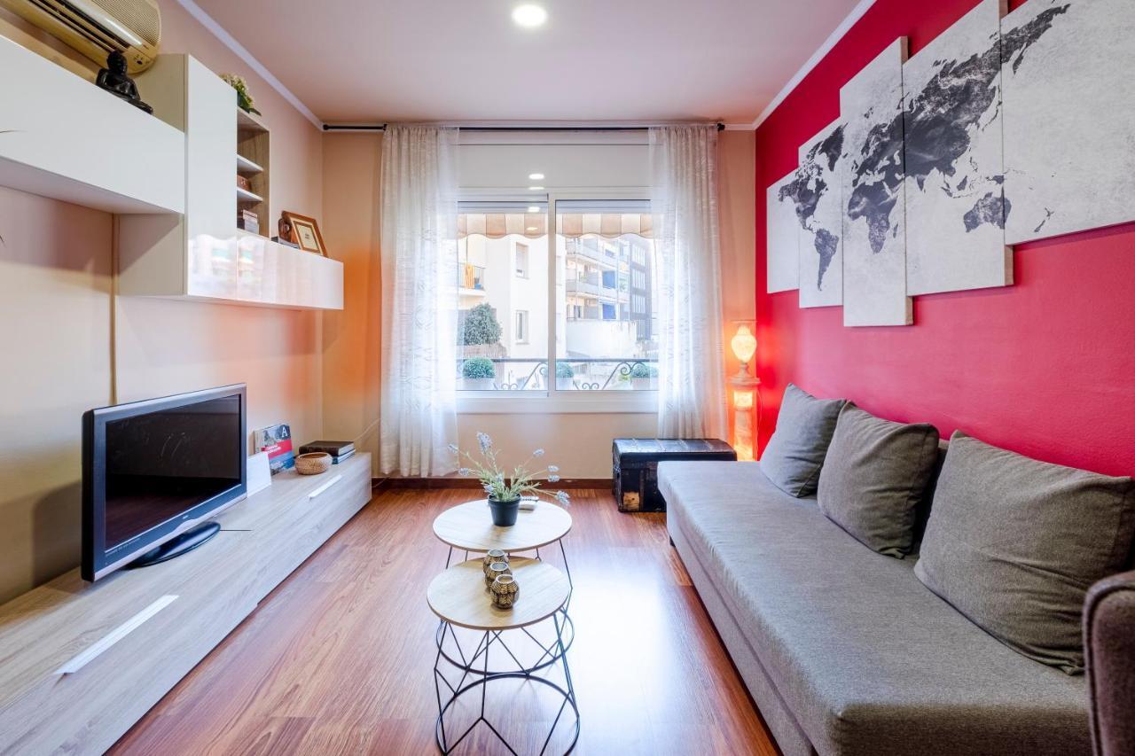 Apartment Three Bedroom In Sants Barcelona
