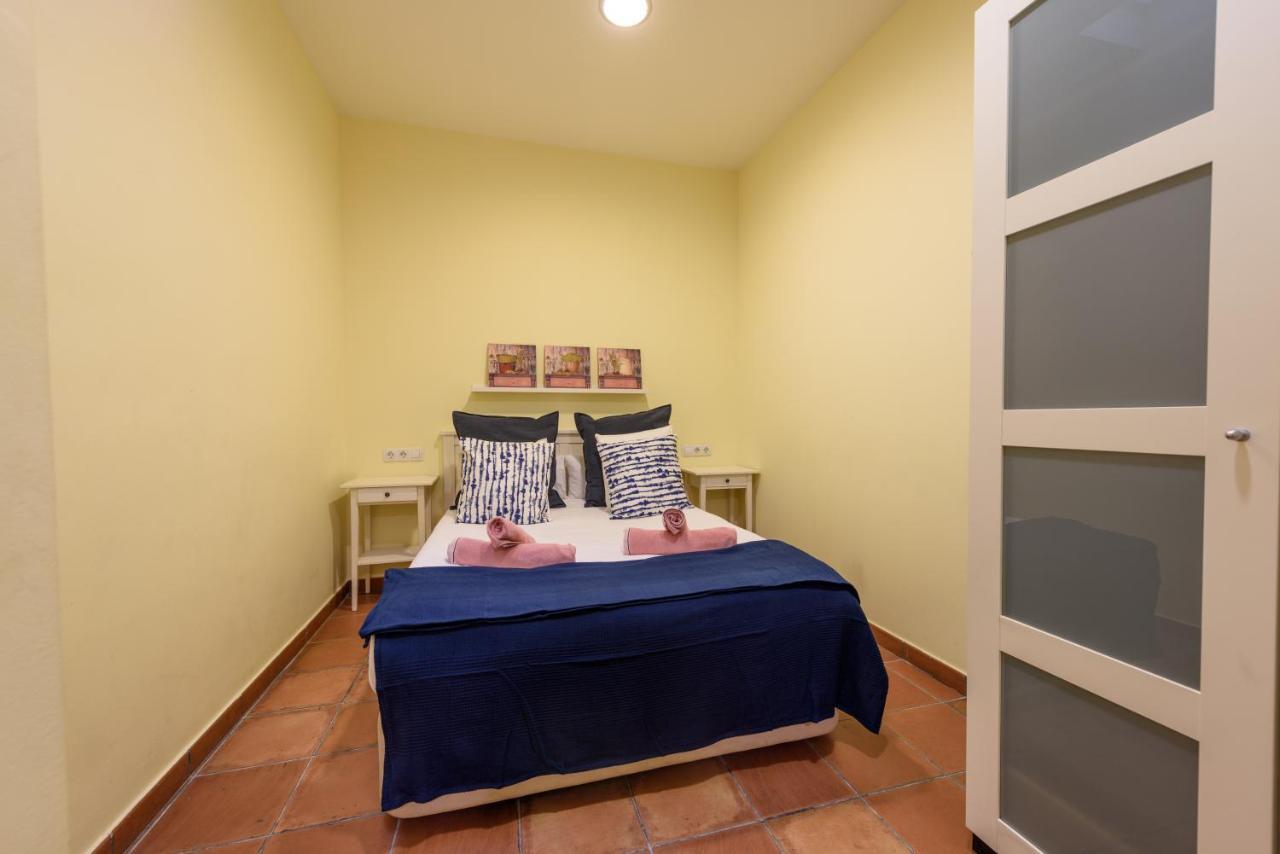 Ramblasrentals Chic & Spacious Flat Pool Table 15m Ramblas - Parking - Wifi Apartment Barcelona