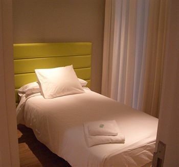 Bachome Terrace Couette-café