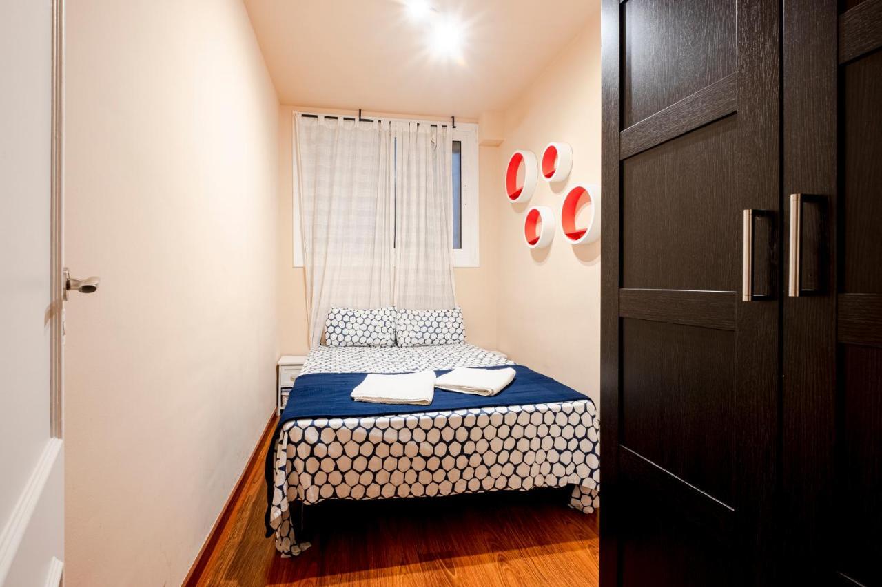 Apartment Three Bedroom In Sants *