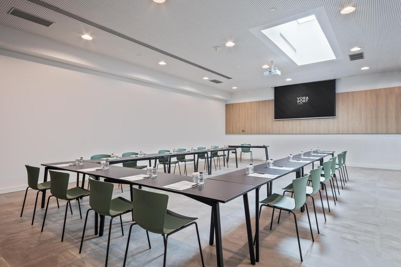 Acta Voraport Hotel 3*