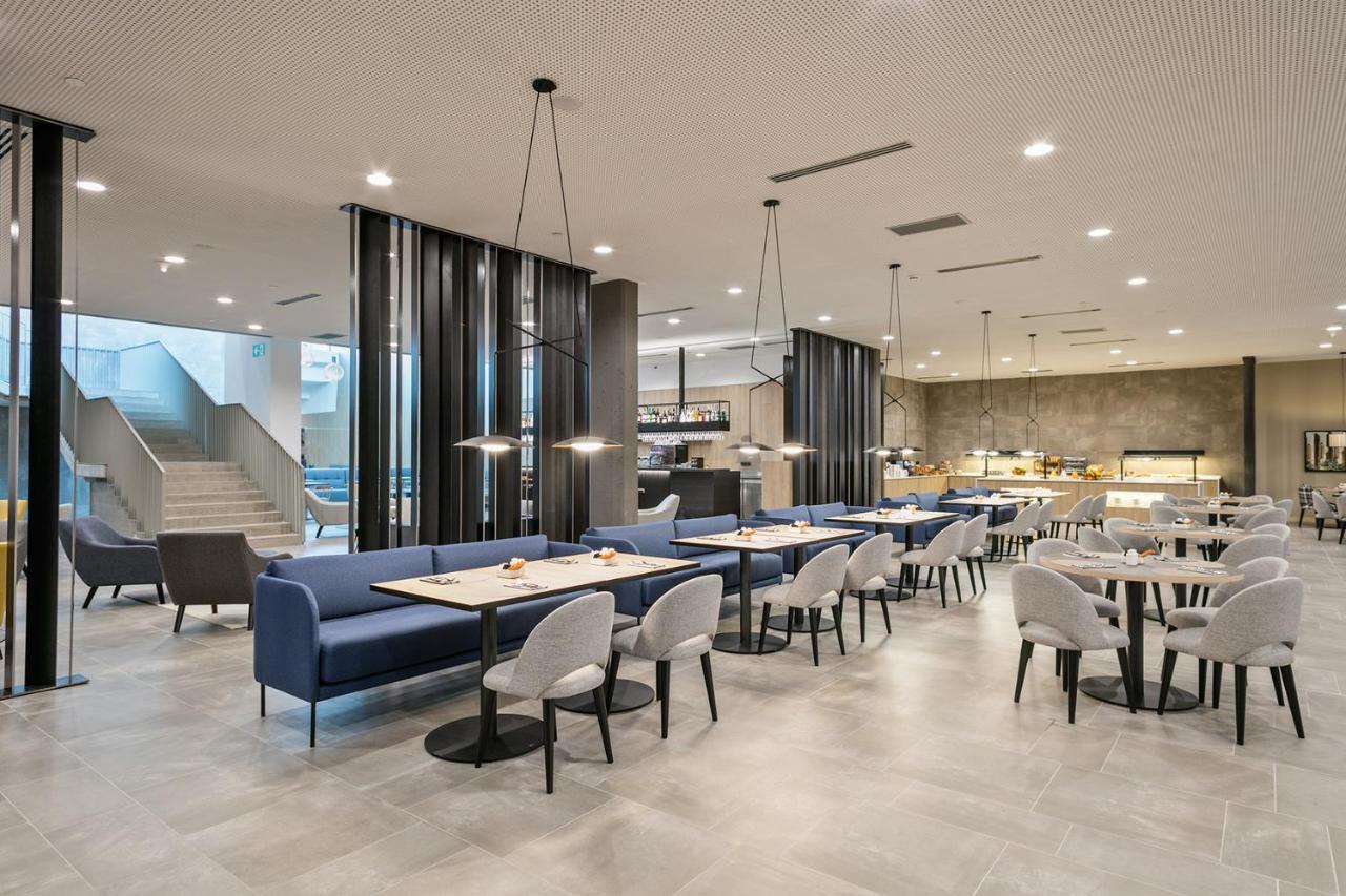 Acta Voraport Hotel 3*