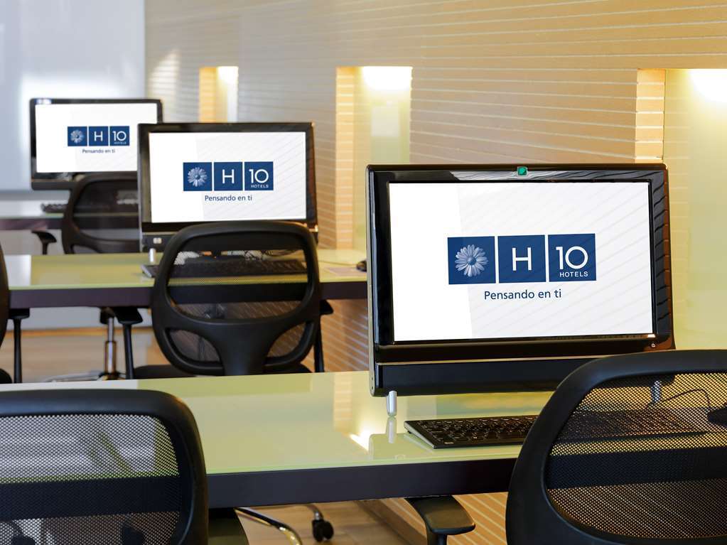 H10 Marina Hotel 4*