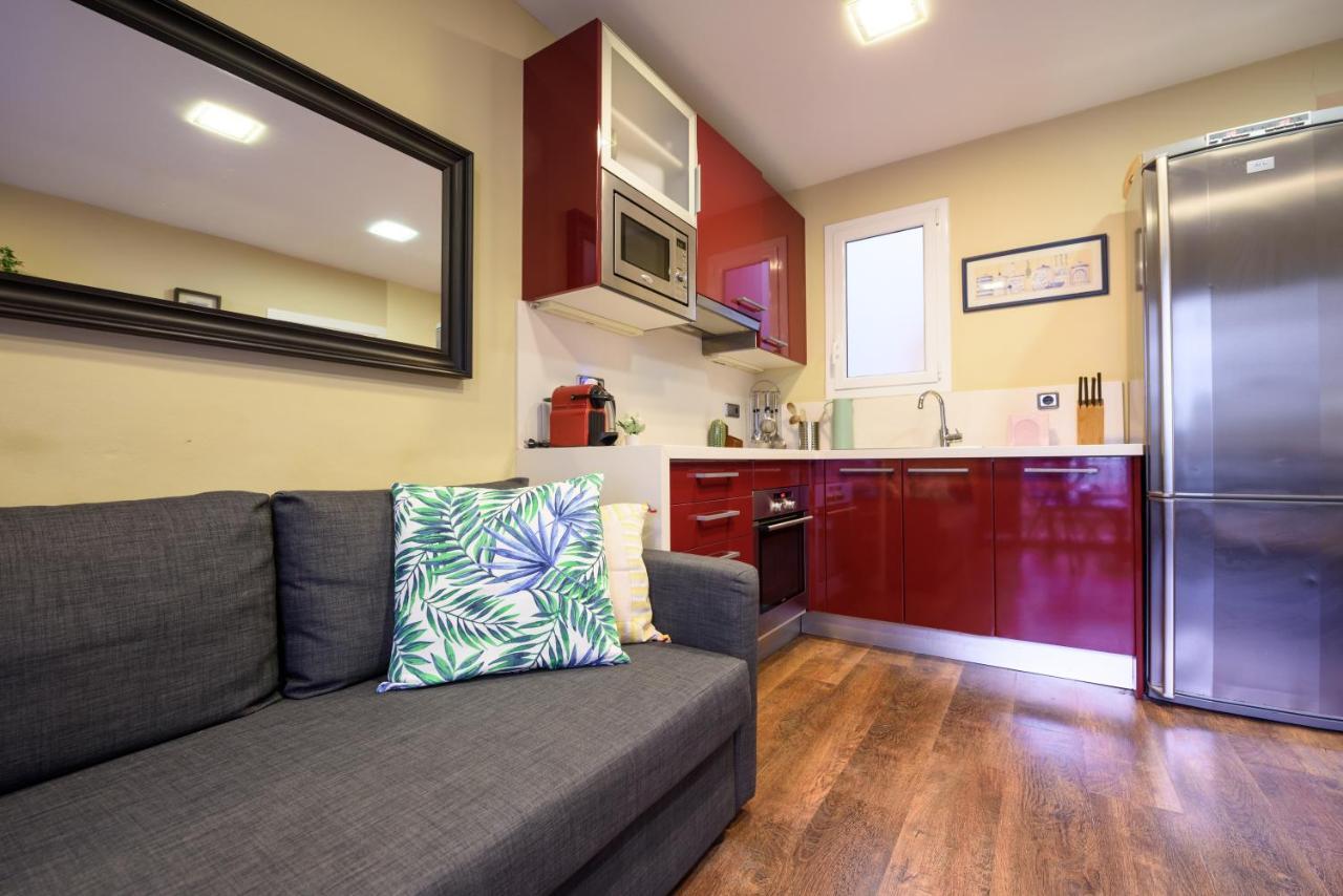 Ramblasrentals Cozy Renovated 2br With Balcony Lift 20m Rambla - Parking - Wifi Apartment *