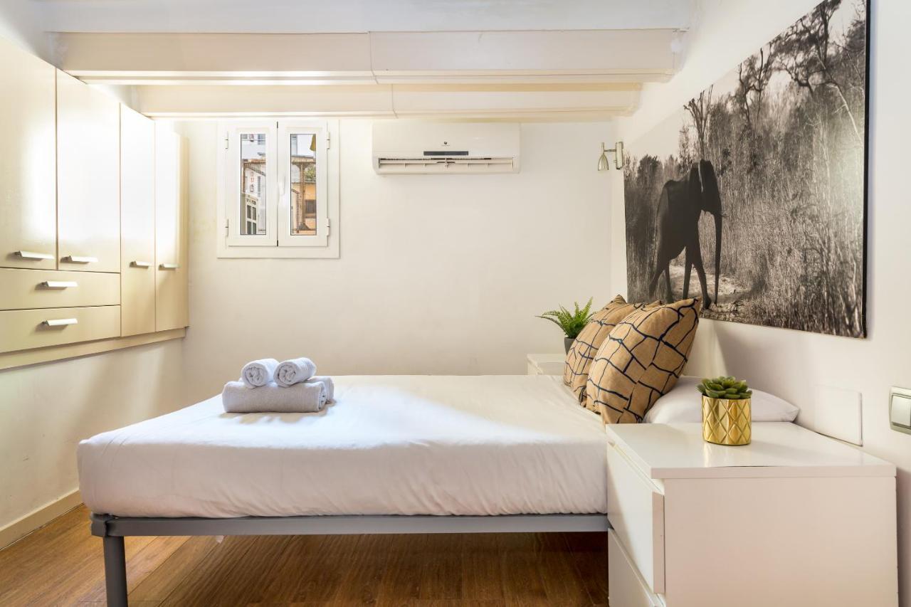 Fridays Flats Dreamy Duplex - Stylish Loft Barcelone