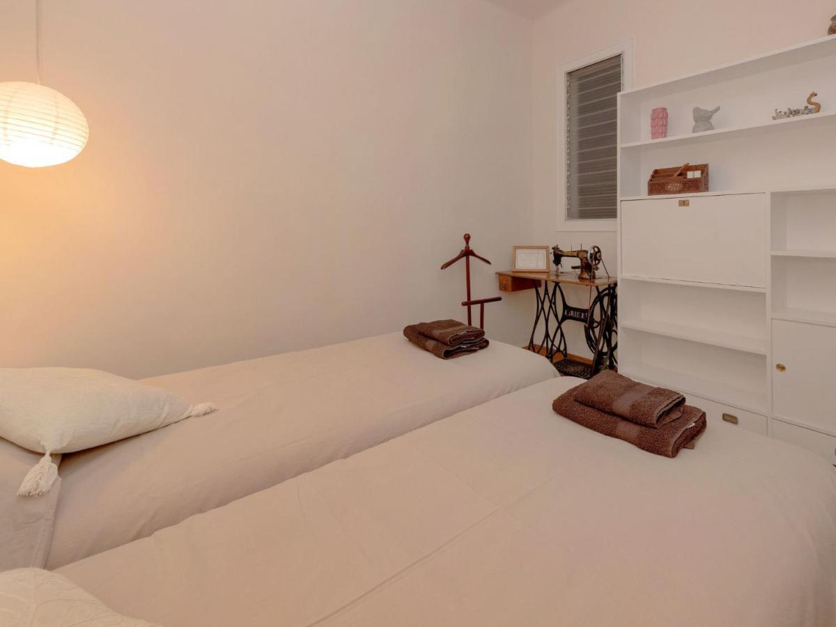 Eixample Esquerre Arago Rocafort By Interhome