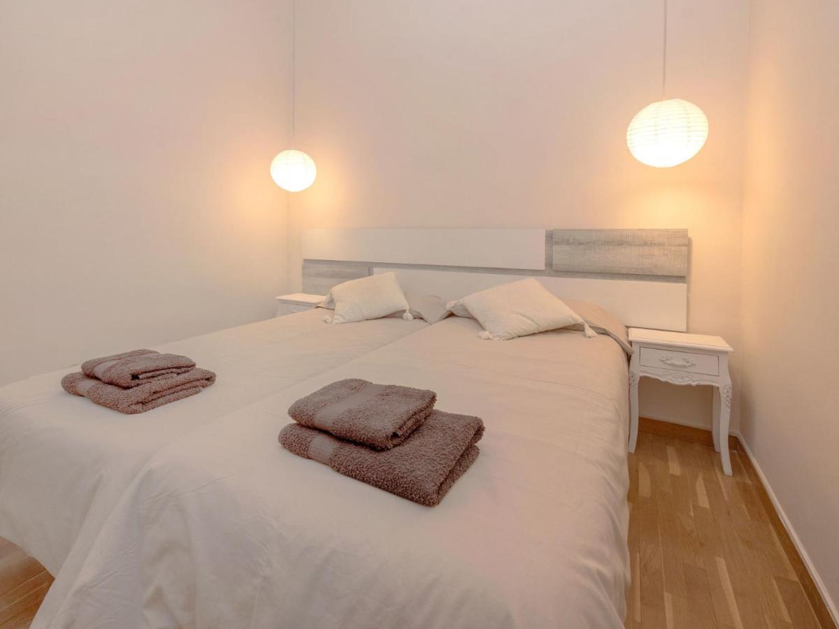 Eixample Esquerre Arago Rocafort By Interhome Appartement *