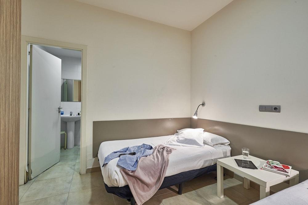 Hotel Sants Station 3*