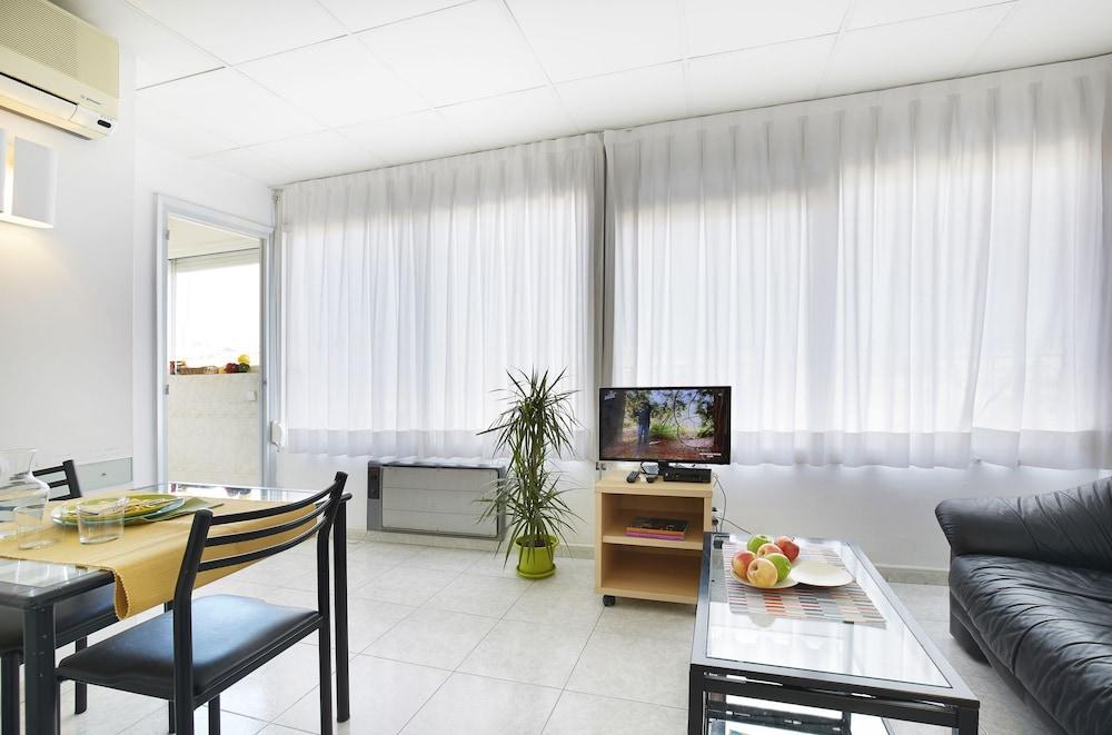 Ainb Diagonal Francesc Macia Appartement