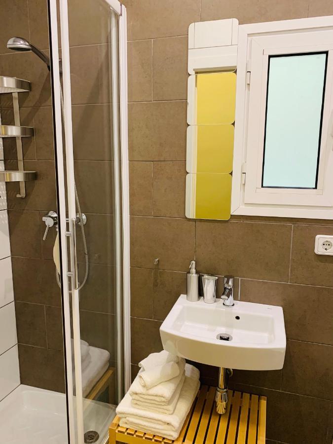 Aptbcn Super Balmes Apartment Barcelona