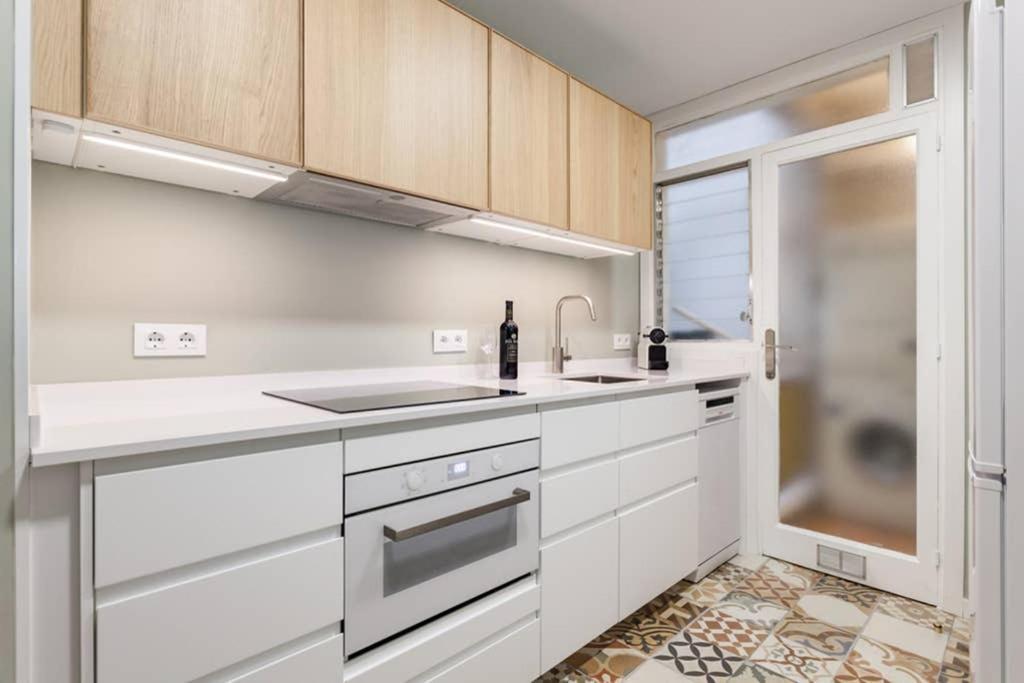 Appartement Art House Renoir Plaza Universitat Sant Antoni Barcelone