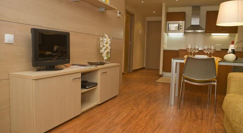 Serennia Cest Arc De Triomf Apartment Barcelona